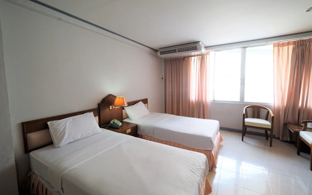 Pachara Hotel and Restaurant