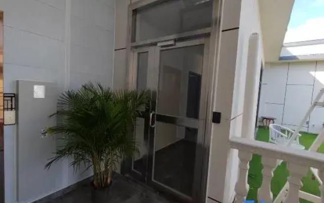 Huijing Homestay (Sanya Tropical Ocean University)
