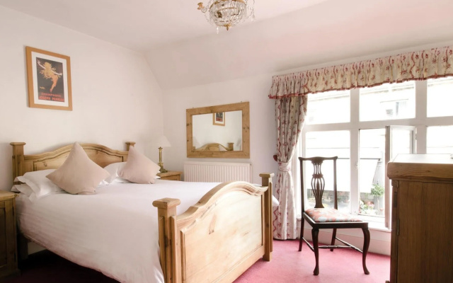The White Hart Inn