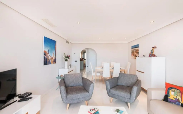 2207-Modern apt with terrace and amazing seaview