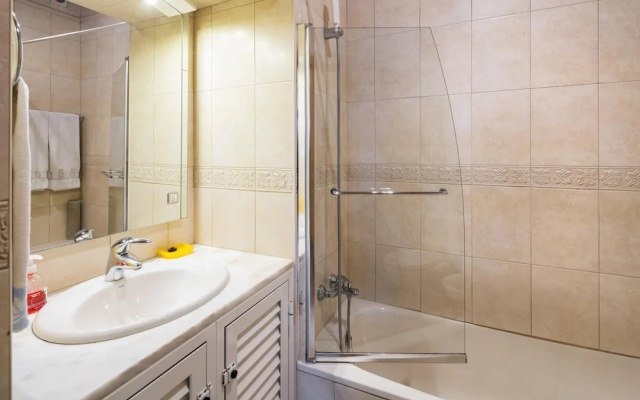 Private 2 Bed Apartment in Albufeira Old Town