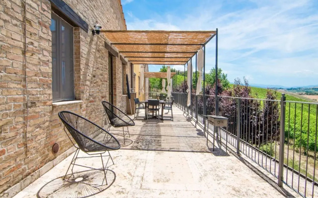 Scenic Apartment in Ascoli Piceno with Hot Tub