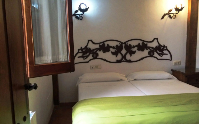 Apartamento Turistico Junto Al Paseo de Los Tristes Y la Alhambra Qh Santa Ana