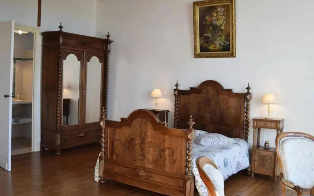 Chateau Les Tours Seguy
