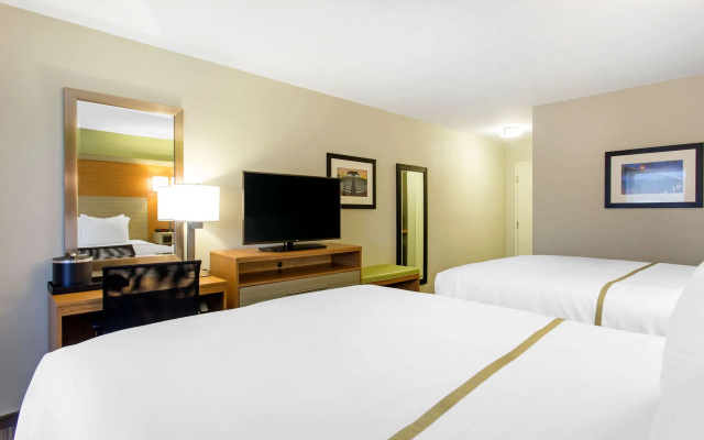 Gallus Stadium Park Inn, an Ascend Collection Hotel