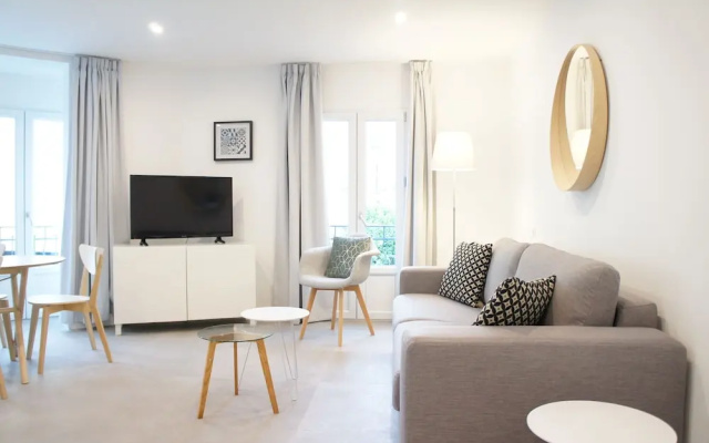 Republique 101 Apartment