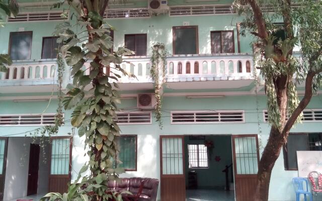 Отель Hai Anh Guesthouse вид на фасад