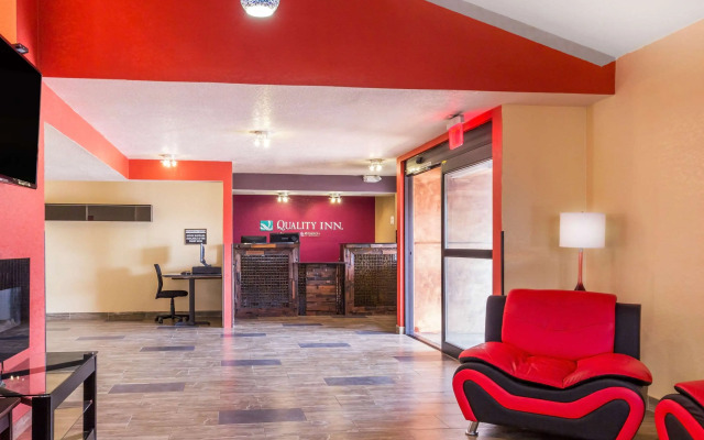 Quality Inn Lamar