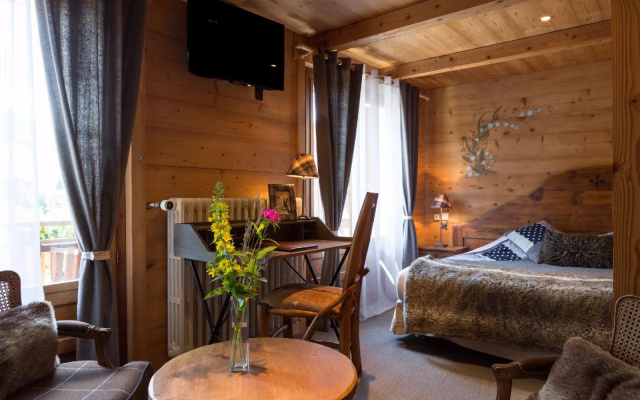 Hôtel Chalet Les Cimes