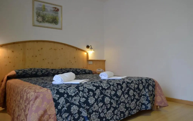 Hotel Corona