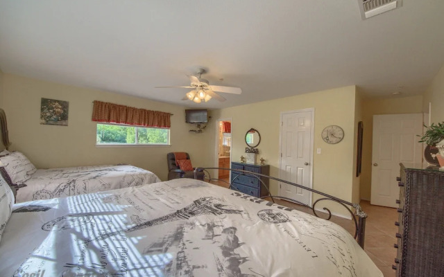 River Vista Ww G302 2 Bedroom Condo by RedAwning