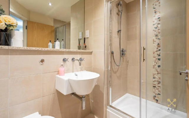 Arcadian City Centre Apartment