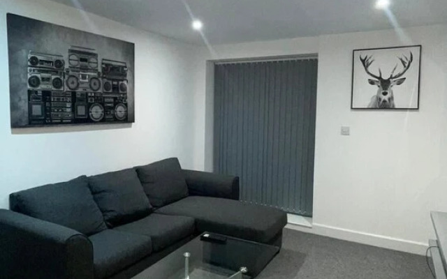 Immaculate 2-bed Apartment in London