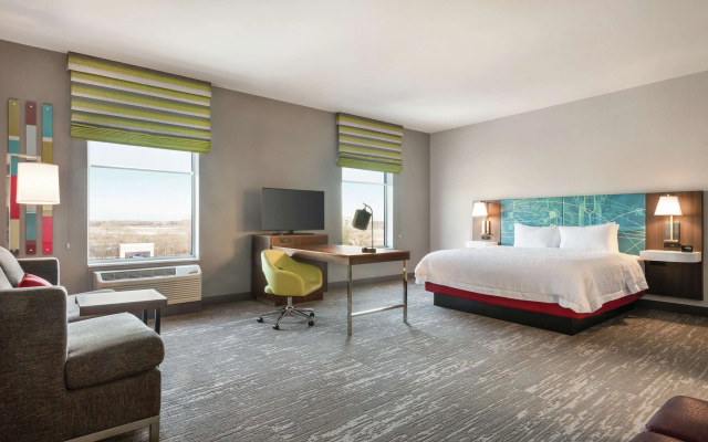 Hampton Inn Brooklyn Park