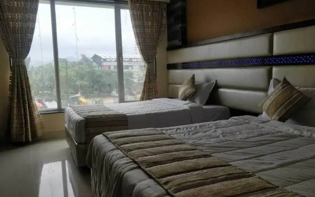 Hotel White House