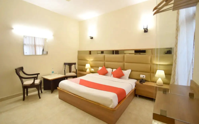 Oyo 11567 Hotel Shivalik Hills