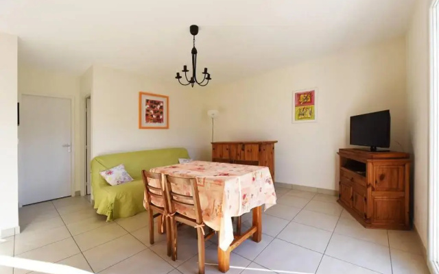 Maison Calme Avec Jardin Et Parking Prives