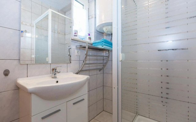 Apartment Twisting By The Private Pool
