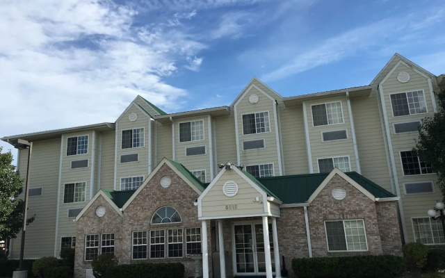 Microtel Indianapolis Airport