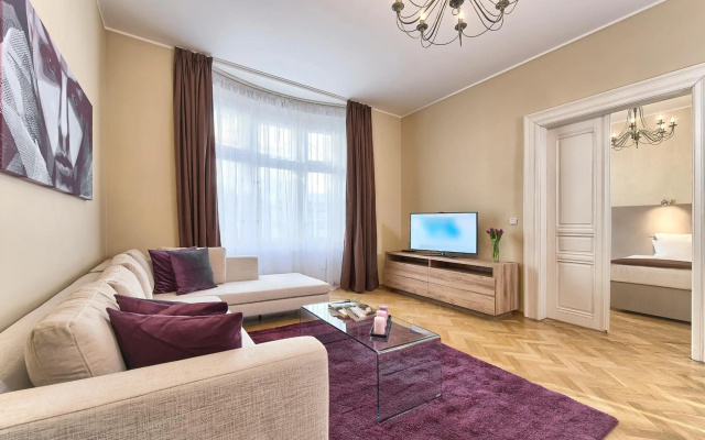 Maiselova 5 Apartment