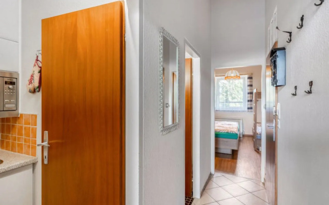 Haus Point 25020