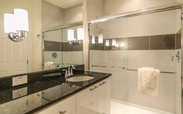 17413sb - Serenity 3 Bedroom Townhouse