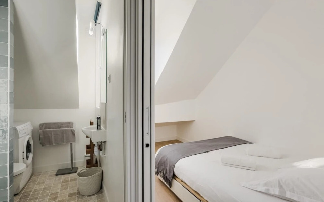 Beautiful Apartment Notre-dame de Paris
