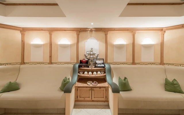 Aktiv- & Wellnesshotel Bergfried