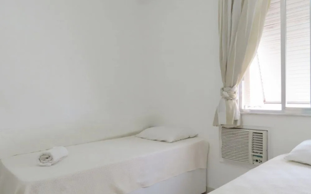 LinkHouse Clean & Comfort 2-BDR Copacabana C2-0046
