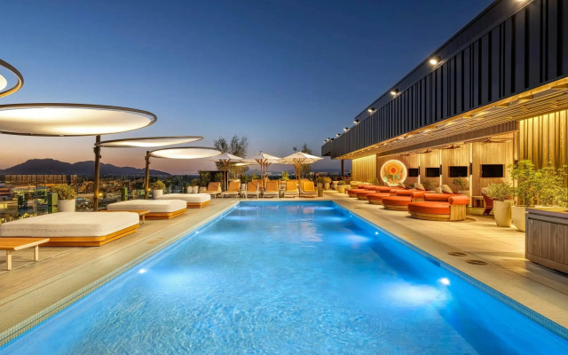 Отель The REMI., Scottsdale, Autograph Collection