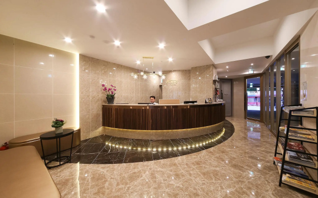 Hotel Almond Busan Station
