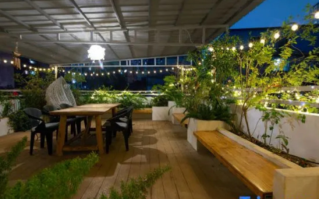 Qixi Homestay (Guilin Railway Station Vientiane City Branch)