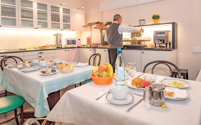 Hotel Tirreno