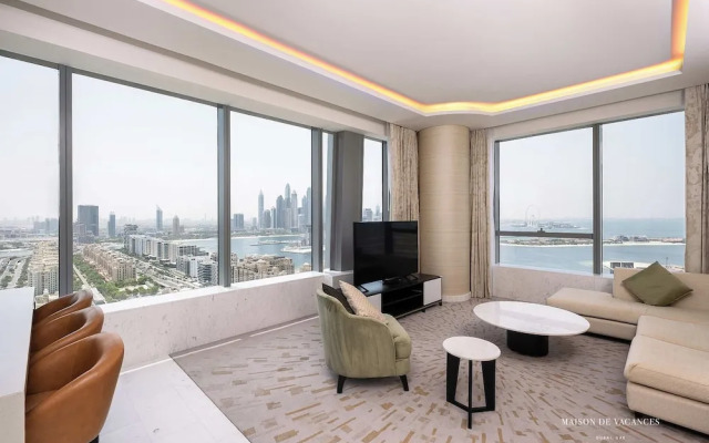 The Palm Tower 1 Corner Bedroom Dubai