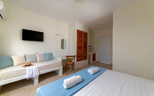 Stegna Akti Luxury Suites