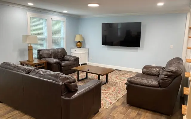 1st Class Rentals The Thurman Munson House