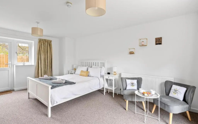 Number 5 - Lytton Tree Lodge, Reydon, Southwold