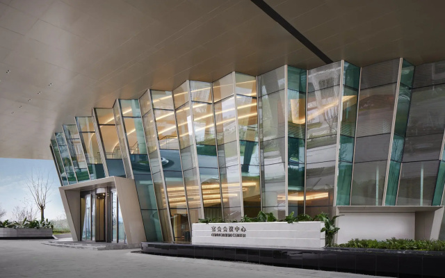 HUALUXE Chongqing Science Hall by IHG