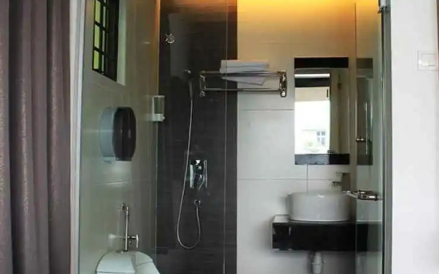 Time 2 Hotel Kuchai Lama