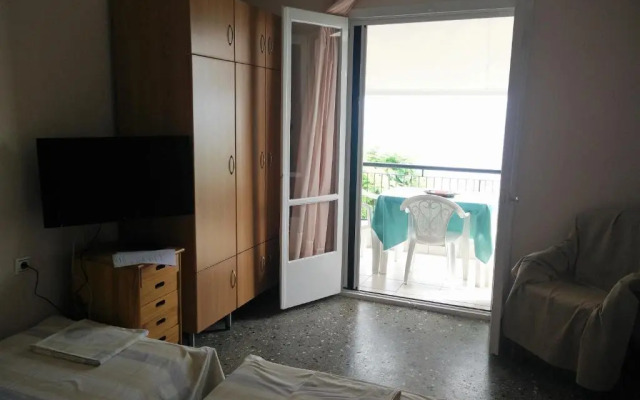 Seaside Studios I Sinakos Estate