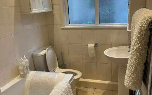 Courtyard Garden Flat (Adults Only)
