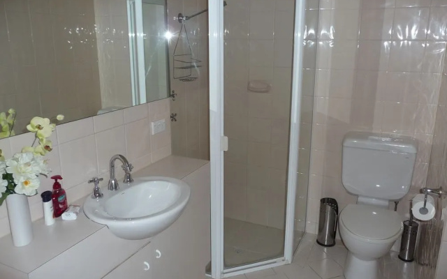 City Escape 2Bd In Adelaides East End 3