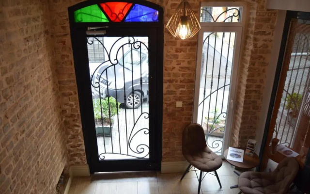 Benan Apartment