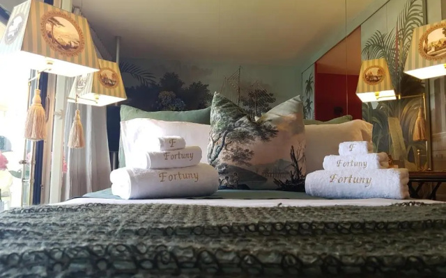 Suite Fortuny