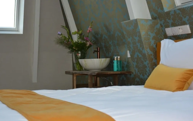 If boutique hotel