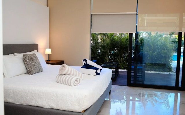 Luxury 3 Bdr Near the Beach - 300meg