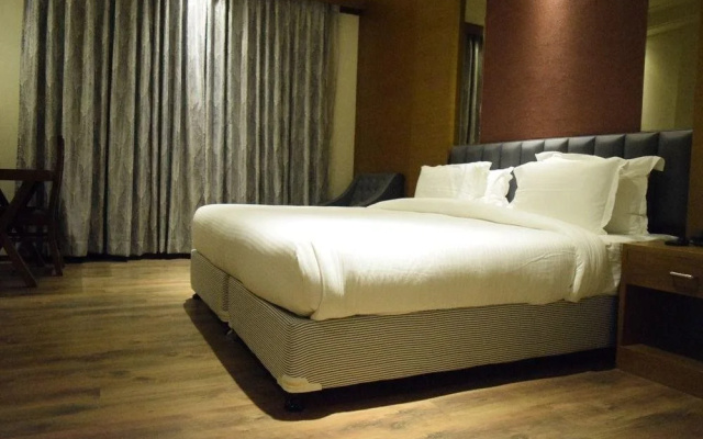Hotel 25 Hours