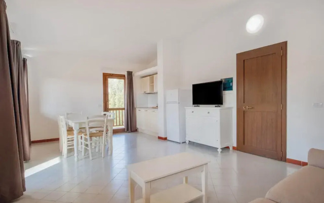 Aparthotel in Costa Serena just 700 mt from the sea