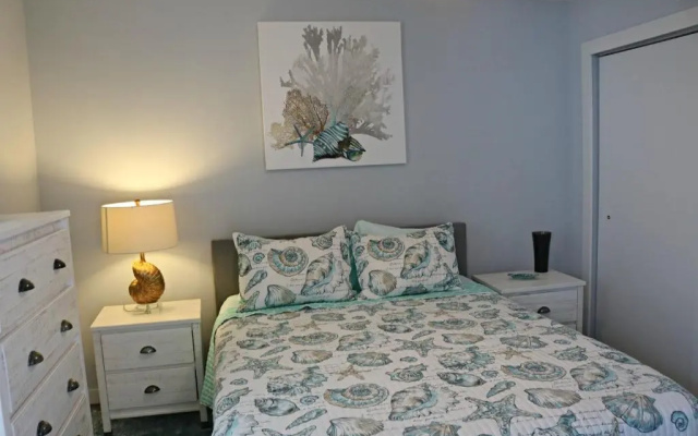 Island South 35