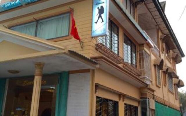 Boutique Capsule Dalat Hostel Далат вид на фасад